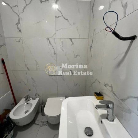 Tirane, jepet me qera apartament 1+1 Kati 3, 70 m² 450 € (Porcelan)