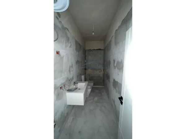 Tirane, shitet apartament 1+1 Kati 1, 78 m² 98.000 € 