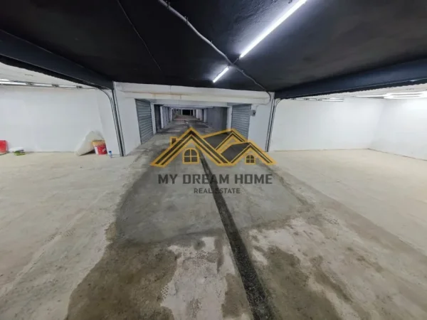 Durres, shitet garazh | post parkimi 1+1 , 33 m² 46.000 € (poliklinika)