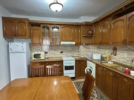 Tirane, jepet me qera apartament 2+1 Kati 9, 88 m² 520 € 