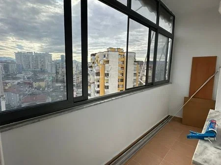 Tirane, jepet me qera apartament 2+1 Kati 9, 88 m² 520 € 