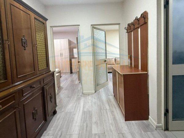 Qera, Apartament 1+1, Myslym Shyr, Tirane.