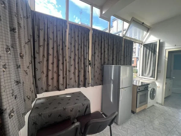 Tirane, jap me qera garsonier 1+1 Kati 2, 50 m² 260 € (Birra Tirana)