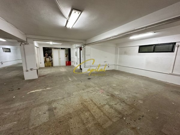 Tirane, jepet me qera magazine Kati -1, 240 m² 1.000 € (DON BOSKO)