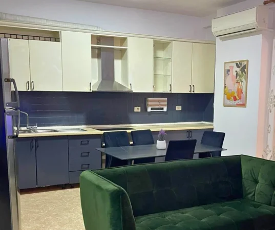 Tirane, jepet me qera apartament 2+1 Kati 4, 102 m² 690 € (Parku Olimpik)