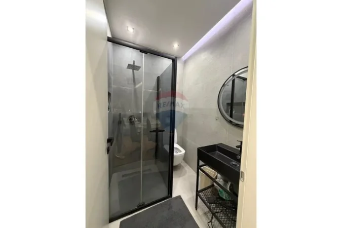 Tirane, jepet me qera apartament 2+1 Kati 6, 115 m² 1.300 € (Olimpiku)