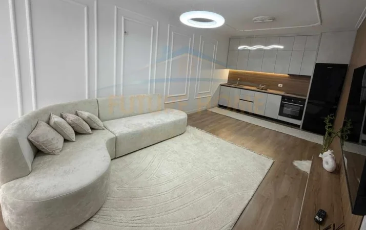 Tirane, shitet apartament 2+1 Kati 5, 101 m² 168.000 € (Pranë Pallatit Eja Studio)