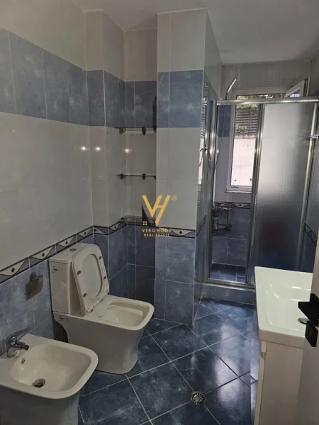 Tirane, jepet me qera apartament 2+1+Ballkon Kati 7, 100 m² 600 € (KODRA E DIELLIT)