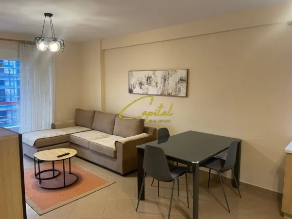 Tirane, jepet me qera apartament 2+1 Kati 4, 100 m² 800 € (LIQENI I THATE)