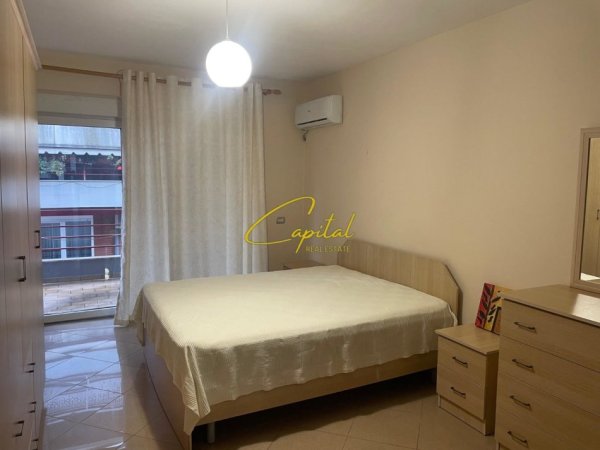 Tirane, jepet me qera apartament 2+1 Kati 4, 100 m² 800 € (LIQENI I THATE)