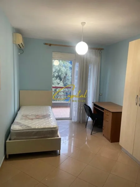 Tirane, jepet me qera apartament 2+1 Kati 4, 100 m² 800 € (LIQENI I THATE)