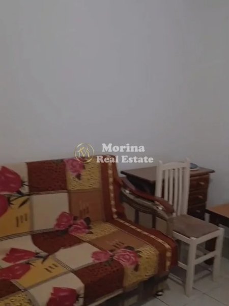 Tirane, jepet me qera shtepi 2+1 Kati 1, 70 m² 300 € (Rruga Siri Kodra)