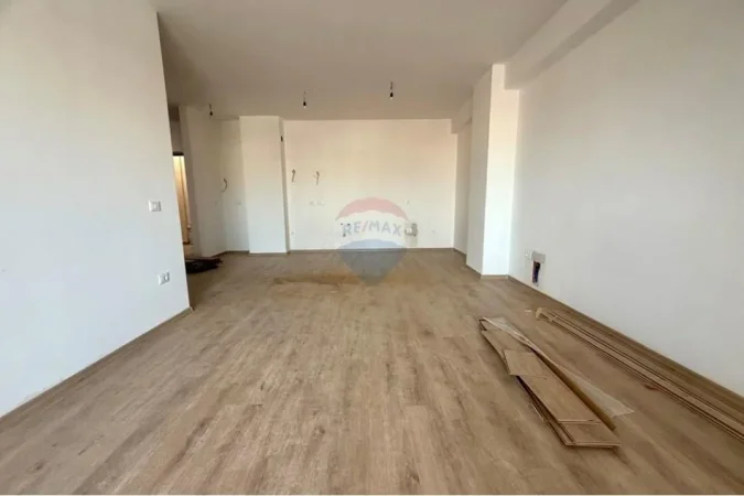 Tirane, shitet apartament 2+1+Ballkon Kati 3, 117 m² 186.900 € (Dritan Hoxha)