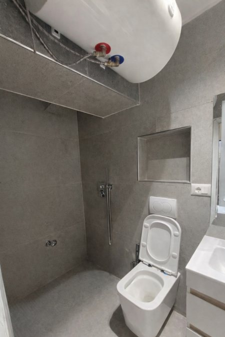 Tirane, jepet me qera ambjent biznesi Kati 0, 50 m² 500 € (Prane Rruges Qemal Stafa)