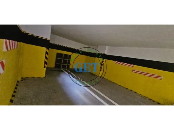 Durres, shitet garazh | post parkimi Kati 0, 29 m² 