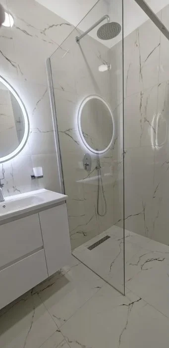 Tirane, jepet me qera apartament 1+1 Kati 2, 60 m² 450 € 