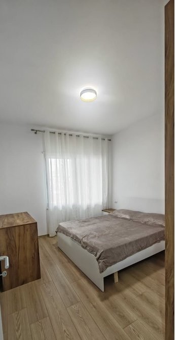Tirane, jepet me qera apartament 1+1 Kati 2, 60 m² 450 € 