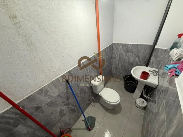 Tirane, shitet garsonier 1+1 Kati 1, 26 m² 39.000 € (don bosko)