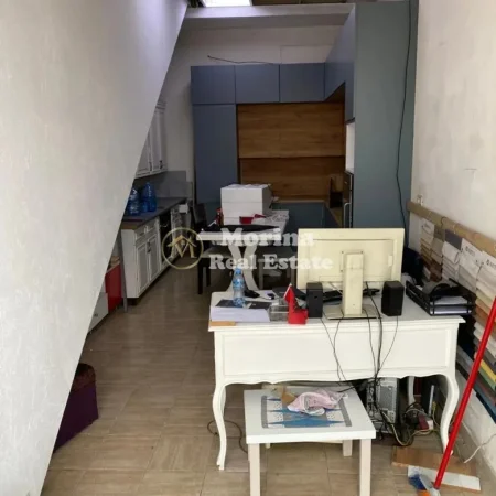 Tirane, shitet Vile 2 Katshe , 248 m² 400.000 € (Ish Sheshi Shqiponja)