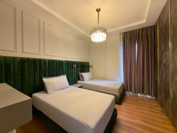 Tirane, jepet me qera apartament 2+1+Ballkon Kati 4, 130 m² 1.300 € (“Residenca Secret Garden”, TEG,Tiranë)