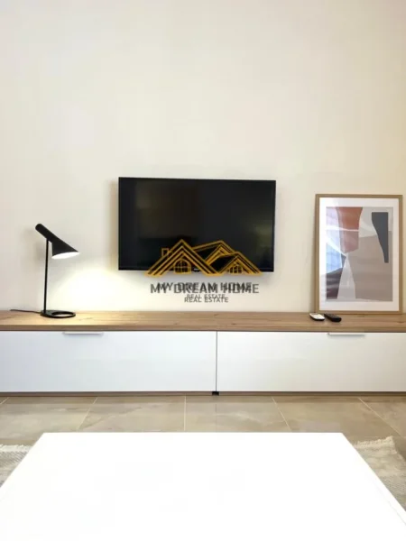 Durres, shitet apartament 3+1 , 138 m² 220.000 € (ish rajoni i policis)