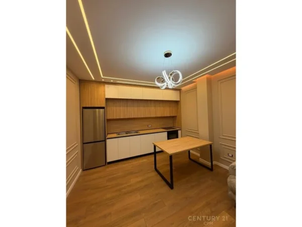 Tirane, jepet me qera apartament 2+1 Kati 3, 65 m² 550 € (Kodra e Priftit)