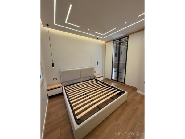 Tirane, jepet me qera apartament 2+1 Kati 3, 65 m² 550 € (Kodra e Priftit)