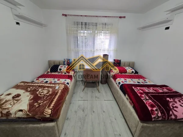 Durres, jepet me qera 2+1 Kati 3, 75 m² 500 € 