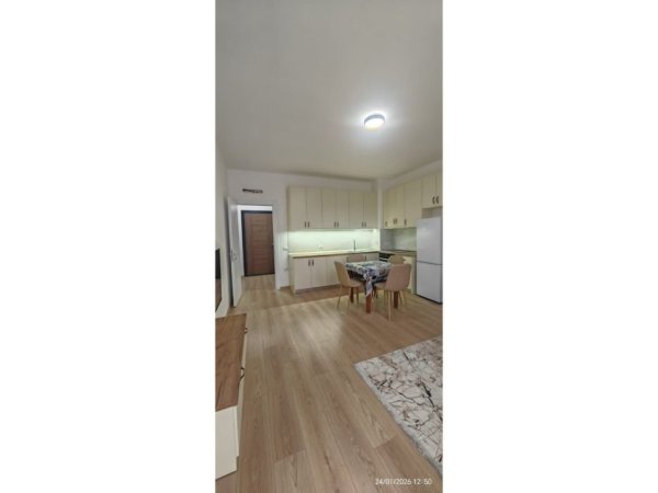 Tirane, jepet me qera apartament 1+1 Kati 2, 56 m² 
