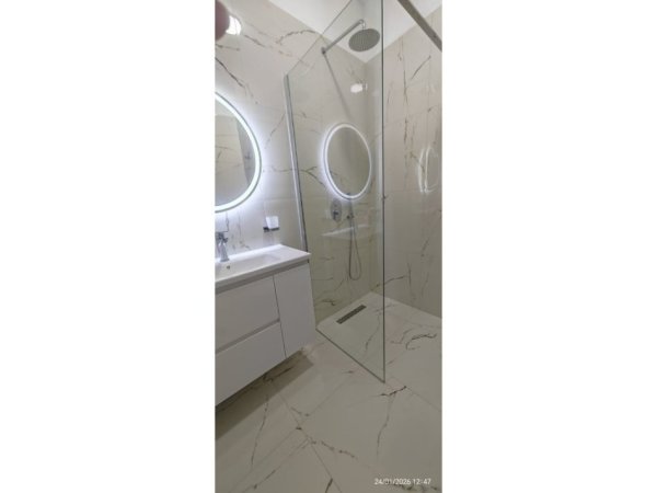 Tirane, jepet me qera apartament 1+1 Kati 2, 56 m² 