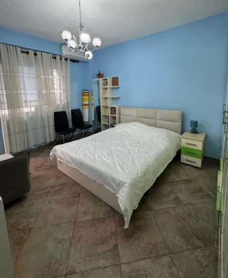 Qera, Apartament 2+1, Selvia