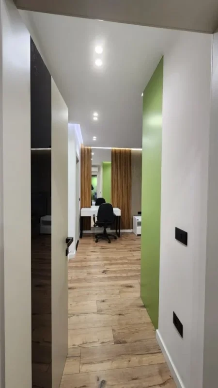 Tirane, jepet me qera apartament 2+1+Aneks+Ballkon Kati 9, 105 m² 1.300 € (Kompleksi Olimpik)