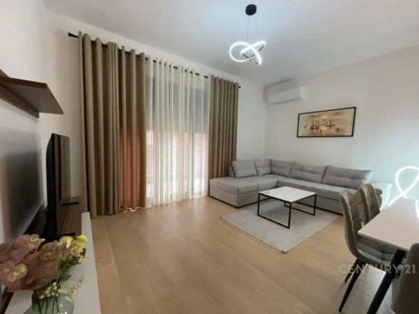 Tirane, jepet me qera apartament 1+1+Ballkon Kati 2, 72 m² 800 € (Delijorgji)