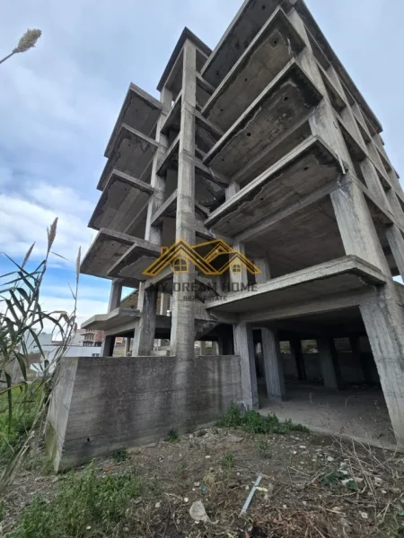 Durres, shitet shtepi , 735 m² 160.000 € (arapaj)