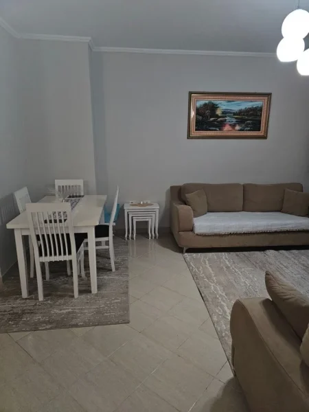 Tirane, jepet me qera apartament 2+1 Kati 2, 89 m² 600 € (KODRA E DIELLIT)
