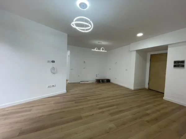 Tirane, shitet apartament 2+1 Kati 1, 94 m² 190.000 € (Don Bosko)