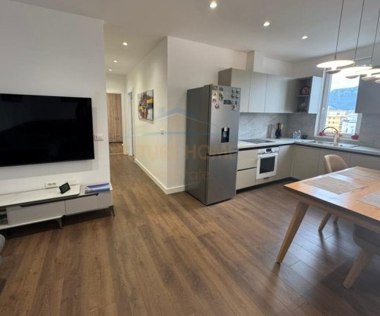 Qera, Apartament 2+1+2, Rruga Mine Peza, Tirane.