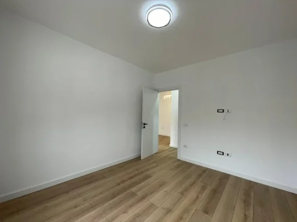 Tirane, shitet apartament 1+1 Kati 1, 64 m² 140.000 € (Don Bosko)