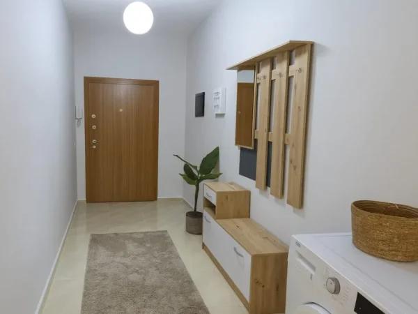 Qera, Apartament 1+1, Qendër