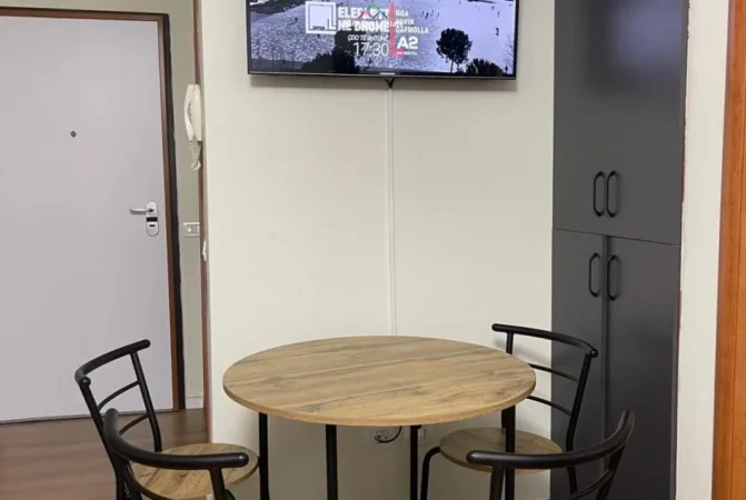 Tirane, jepet me qera apartament 1+1 Kati 5, 63 m² 625 € (Rruga Medar Shtylla)