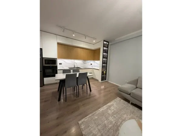 Tirane, jepet me qera apartament 1+1 Kati 1, 68 m² (Rruga Ullishtes)