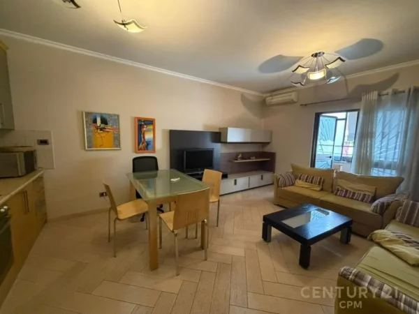 Tirane, shitet apartament 1+1 Kati 2, 78 m² 179.000 € (Pazari i Ri smart132831)