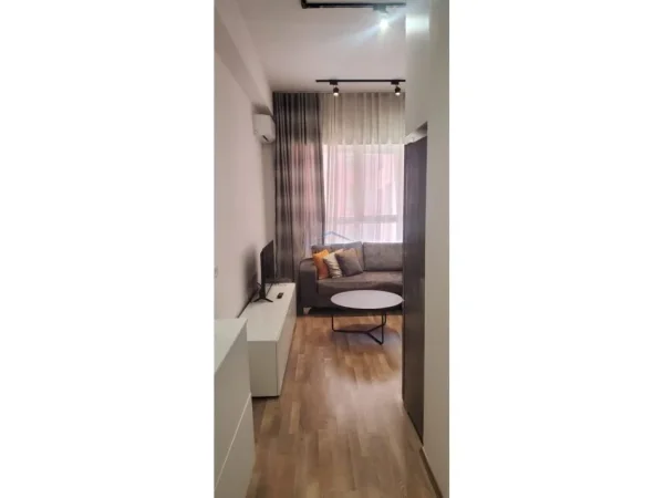 Tirane, jepet me qera apartament Kati 8, 66 m² 420 € (ali dem)