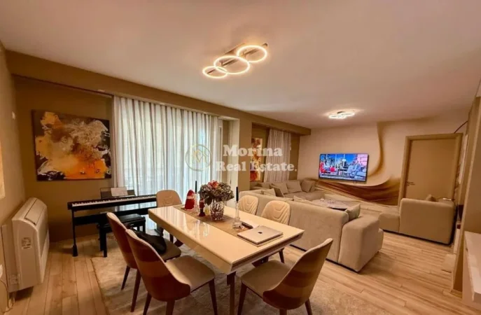 Tirane, shitet apartament 2+1 Kati 4, 98 m² 223.000 € (Qytet Studenti)