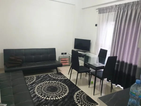 Tirane, jepet me qera apartament 1+1 Kati 2, 53 m² 400 € (Don Bosko)