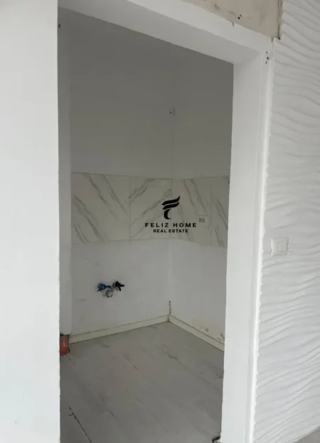 Tirane, shitet ambjent biznesi Kati 1, 72 m² 250.000 € (ZOGU I ZI)