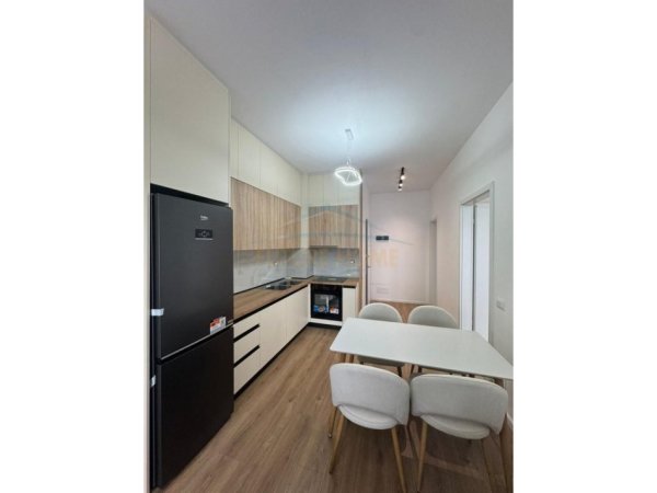 Tirane, jepet me qera apartament 1+1 Kati 2, 60 m² 400 € (Rezidenca Oxa, Fresk)