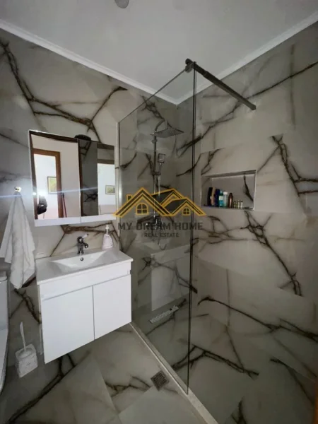 Durres, shitet 1+1 Kati 3, 53 m² 120.000 € 