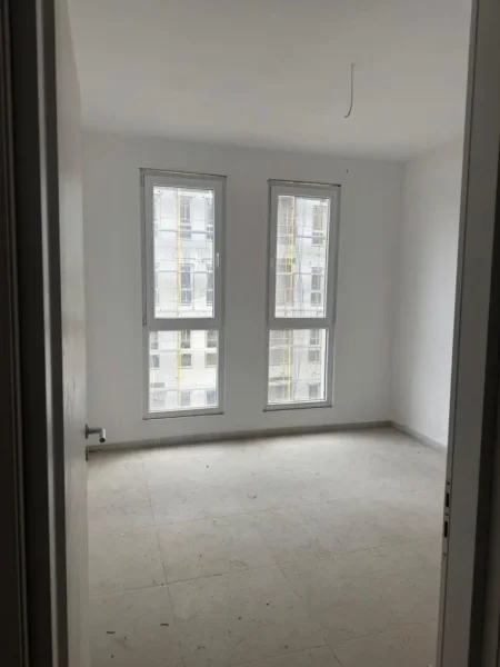 Tirane, shitet apartament 1+1 Kati 3, 53 m² 67.000 € (Univers City prane Qtu)