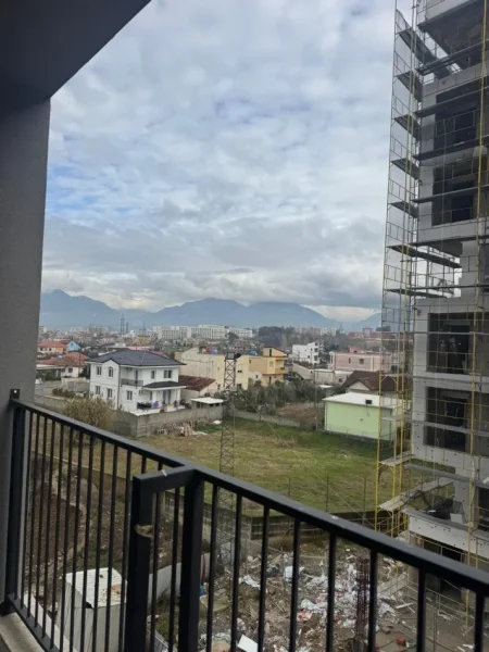 Tirane, shitet apartament 1+1 Kati 3, 53 m² 67.000 € (Univers City prane Qtu)